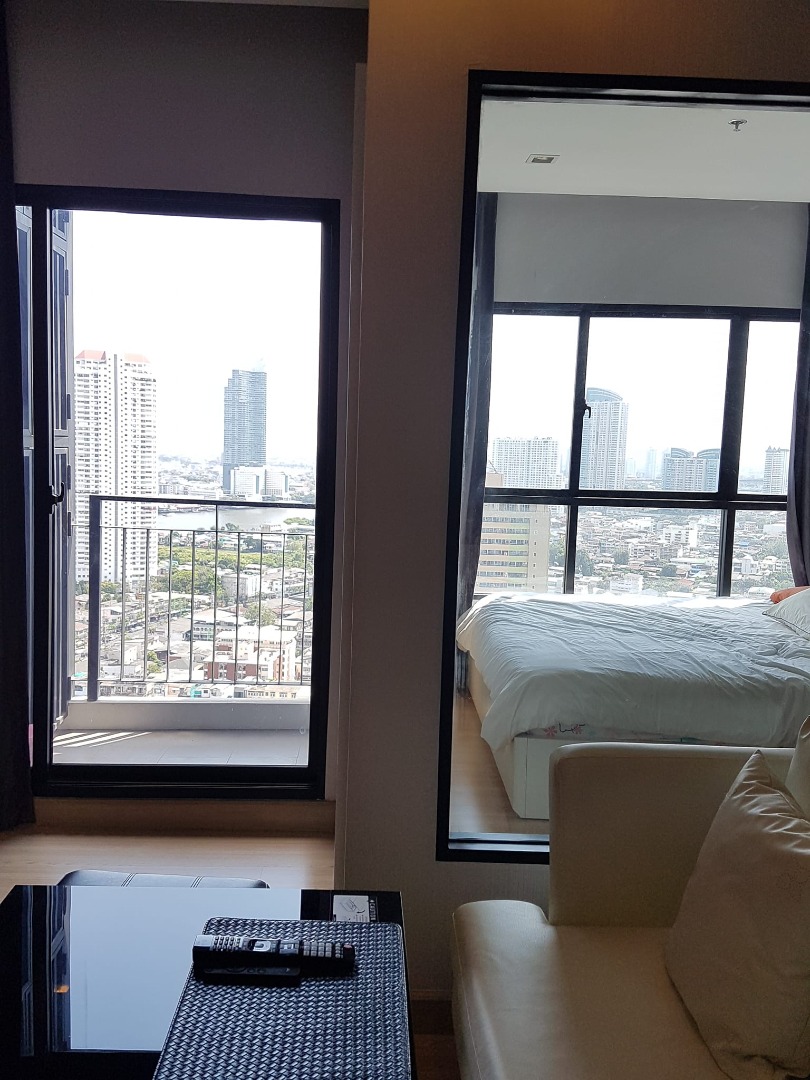 Urbano Absolute Sathon - Taksin (เออร์บาโน่ แอบโซลูท สาทร-ตากสิน)