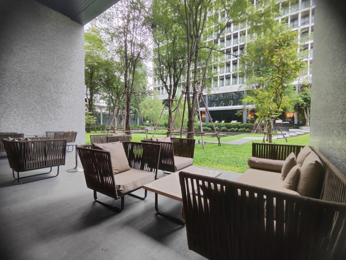 ขาย Noble Ploenchit (โนเบิล เพลินจิต)  ห้องมุม  1 ห้องนอน 1 ห้องน้ำ 52 ตร.ม.