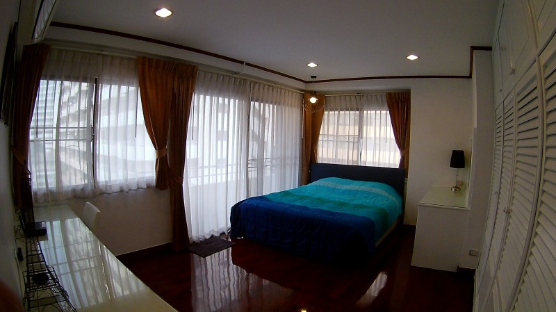 เช่าคอนโด 1ห้องนอน 1ห้องน้ำ Saranjai Mansion (สราญใจ แมนชั่น) ชั้น 8ขนาด  61.95 ตรม