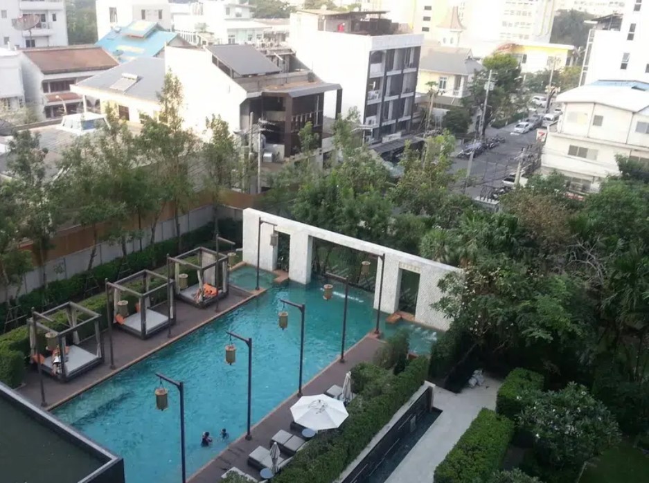 The Address Sathorn (ดิแอดเดรส สาทร)