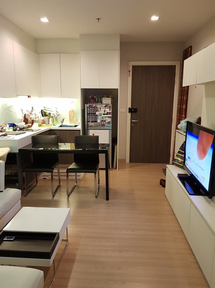 Urbano Absolute Sathon - Taksin (เออร์บาโน่ แอบโซลูท สาทร-ตากสิน)