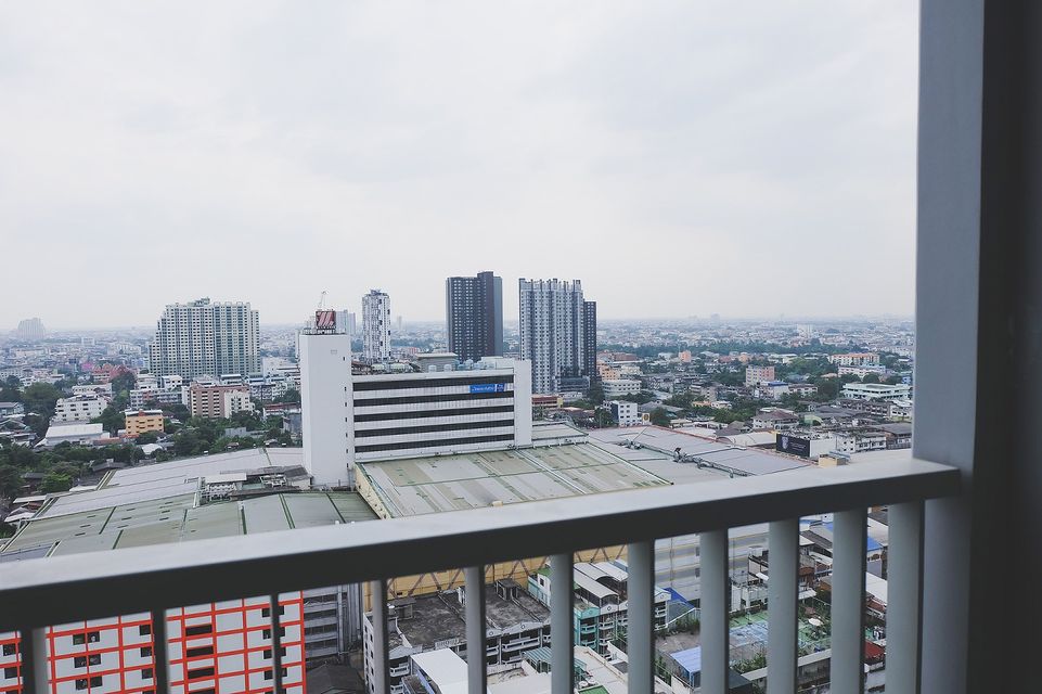 Aspire Sathorn - Thapra (แอสปาย สาทร - ท่าพระ) 