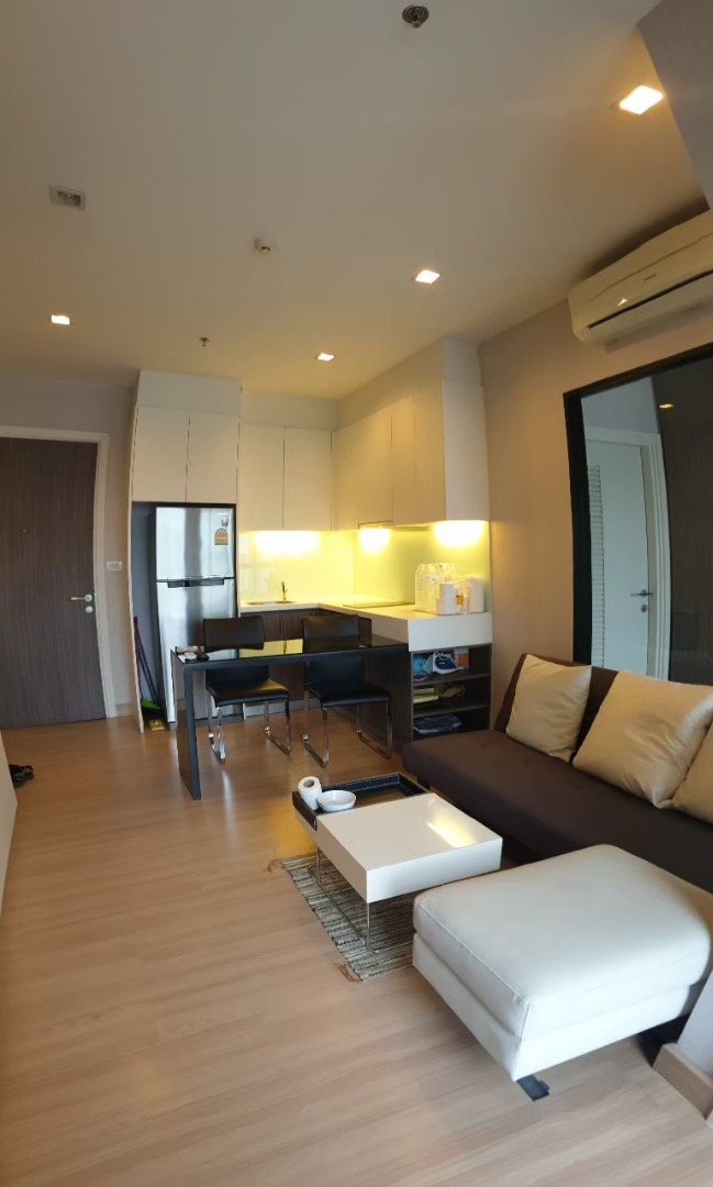 Urbano Absolute Sathon - Taksin (เออร์บาโน่ แอบโซลูท สาทร-ตากสิน)