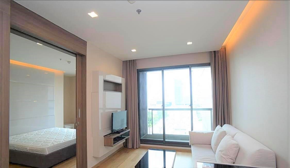 The Address Sathorn (ดิแอดเดรส สาทร)