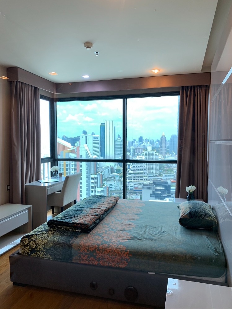 The Address Sathorn (ดิแอดเดรส สาทร)