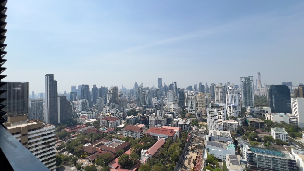 The Lofts Asoke (เดอะ ลอฟท์ อโศก)