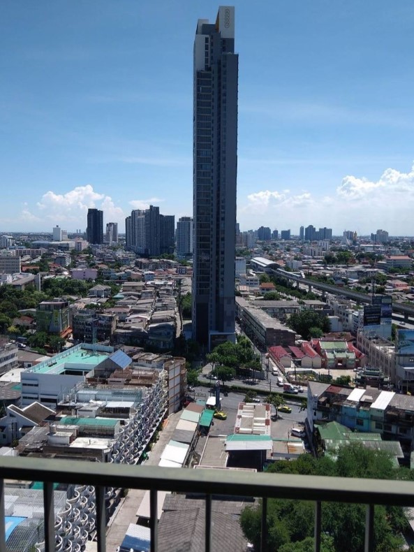 TEAL Sathorn - Taksin (ทีล สาทร - ตากสิน)