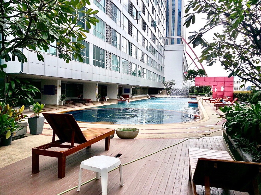 The Trendy Condominium (เดอะ เทรนดี้ คอนโดมิเนียม)