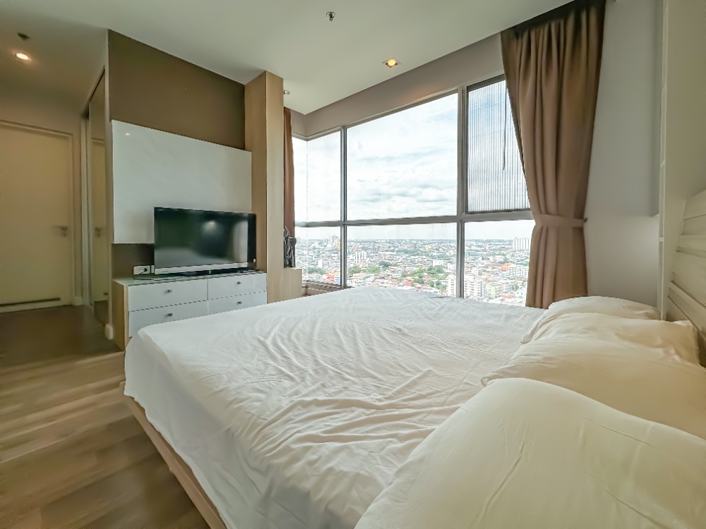 The Room Sathorn - Taksin (เดอะ รูม สาทร - ตากสิน) 