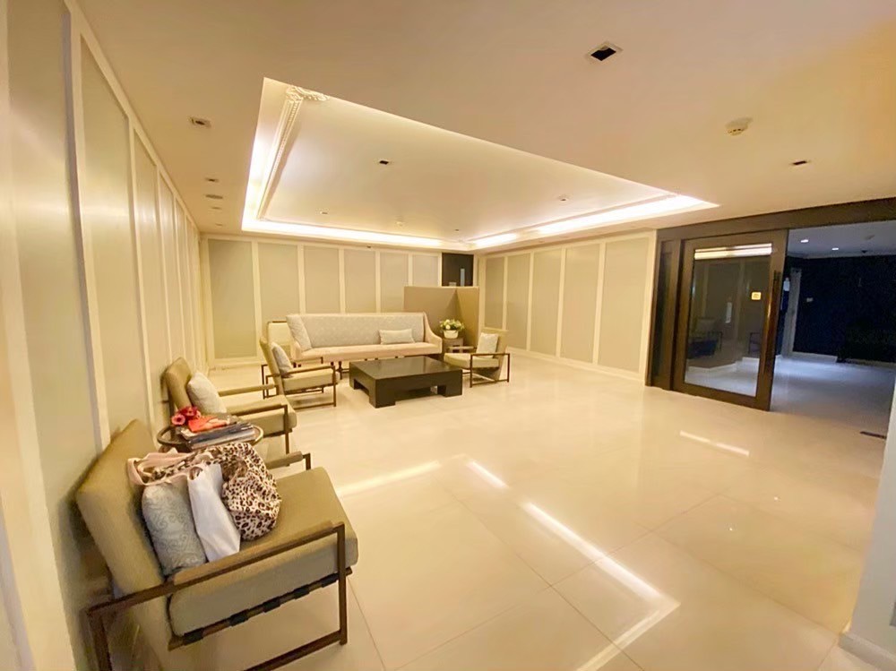 (ขายขาดทุน) 7,200,000บาท  Pearl Residence สุขุมวิท 24 เดินถึง BTS พร้อมพงษ์