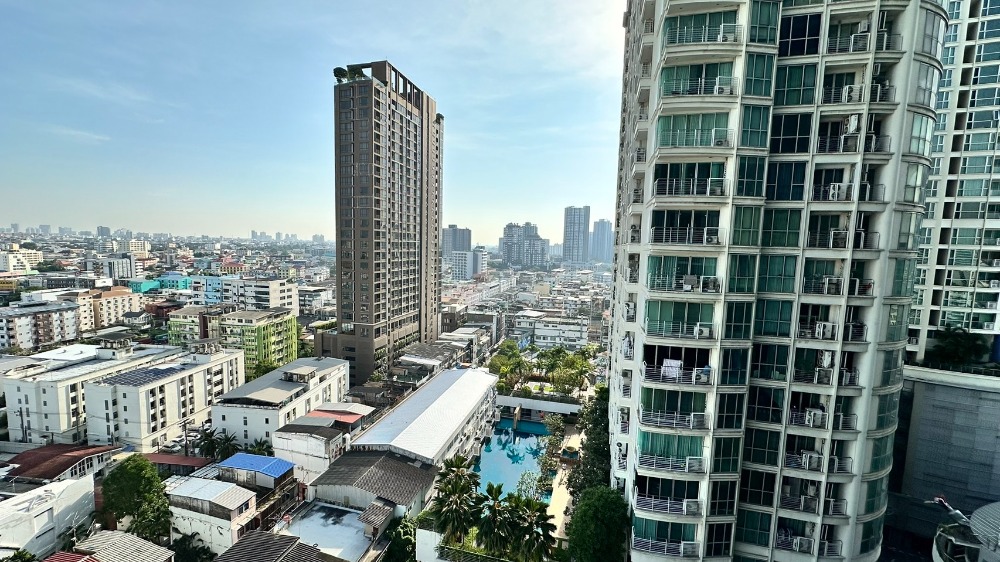 The Room Sukhumvit 69 (เดอะ รูม สุขุมวิท 69)