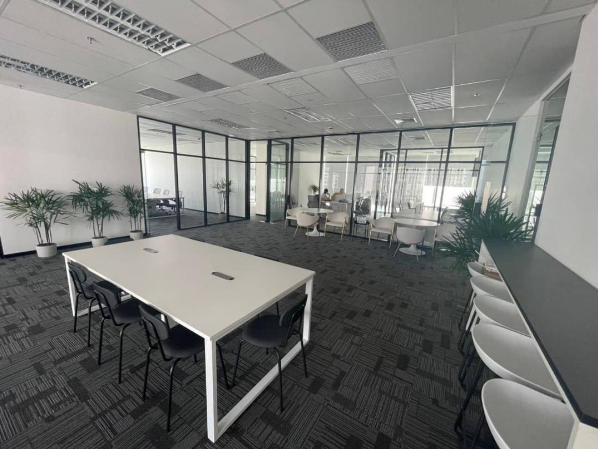 serviced office ให้เช่า ทำเล พระราม9 รามคำแหง ติดถนนใหญ่  ใกล้ airport link รามคำแหง