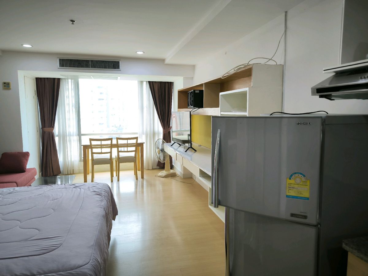 The Trendy Condominium (เดอะ เทรนดี้ คอนโดมิเนียม)